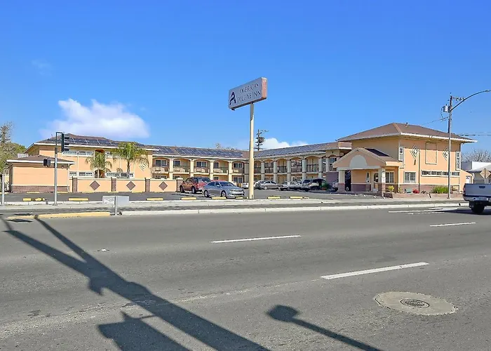 Americas Deluxe Inn- Marysville