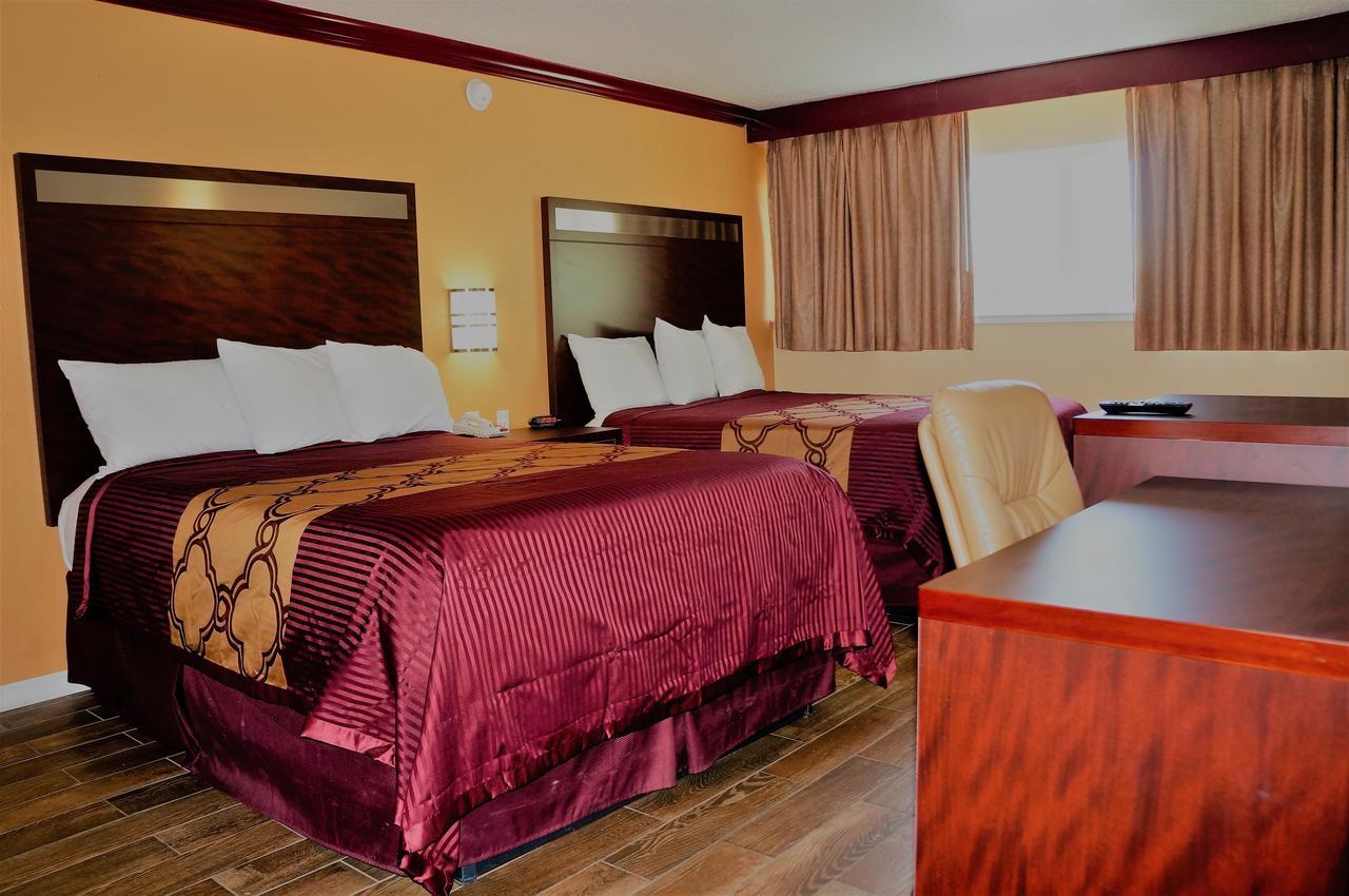 Americas Deluxe Inn- Motel